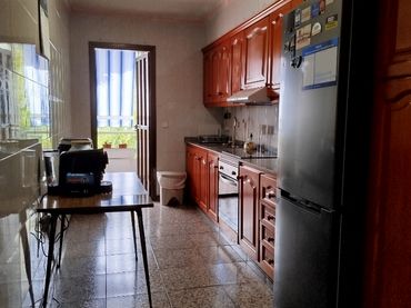 Wohnung mit Balkon zum Verkauf in Carrer dels Sants Màrtirs Abdó i Senén