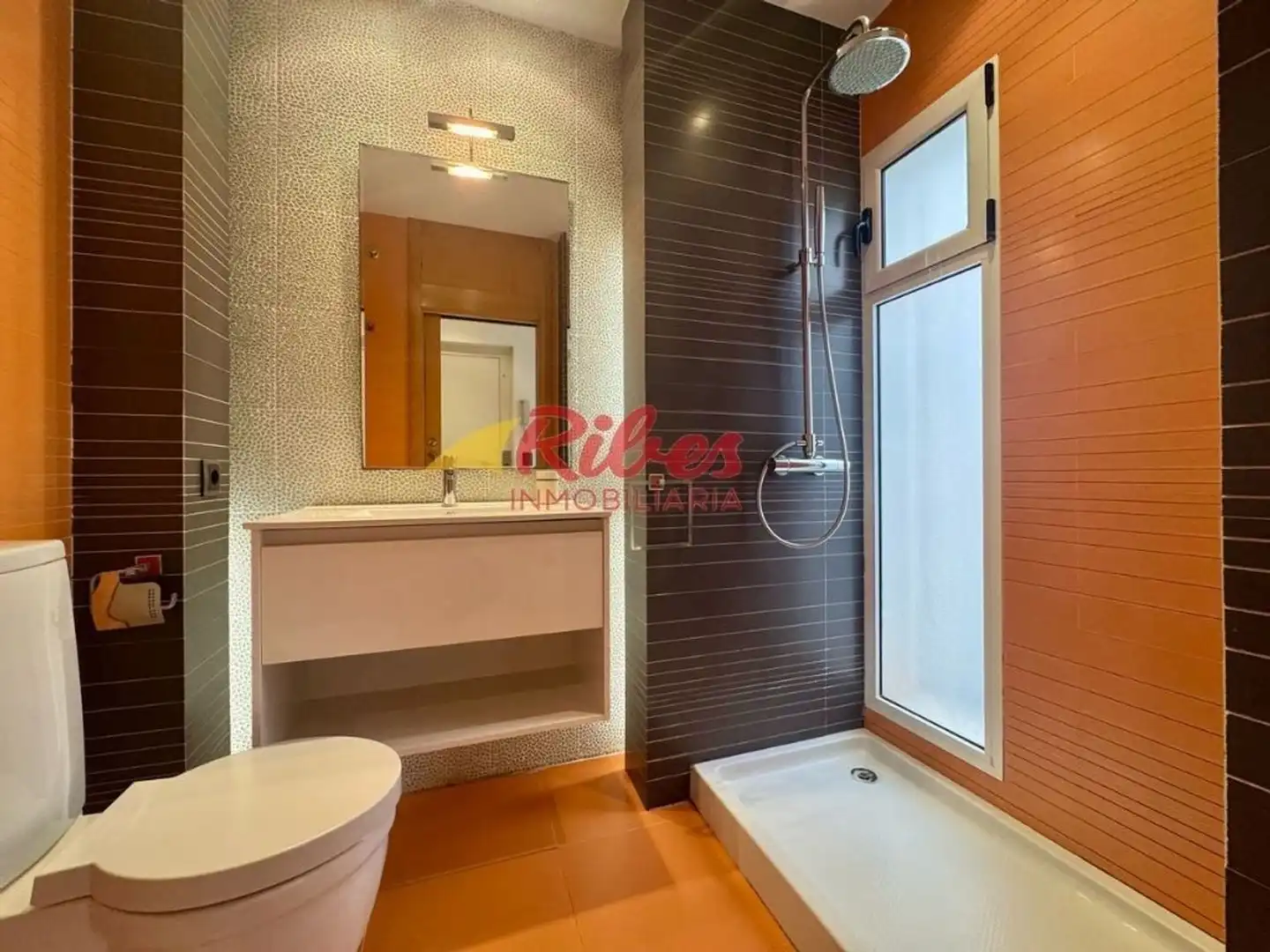 Badezimmer von Haus oder Chalet zum Verkauf in Cullera mit Klimaanlage, Terrasse und Abstellraum