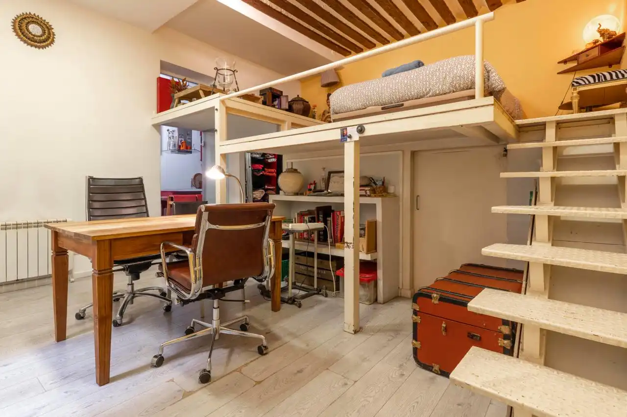 Flat with lift for sale in Calle de Oriente, imagen 2