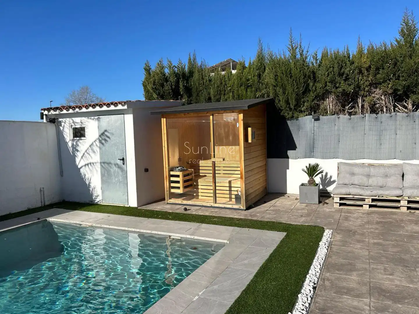 Garden of Houses for sale in La Pobla de Vallbona  with Air Conditioner, Private garden and Terrace