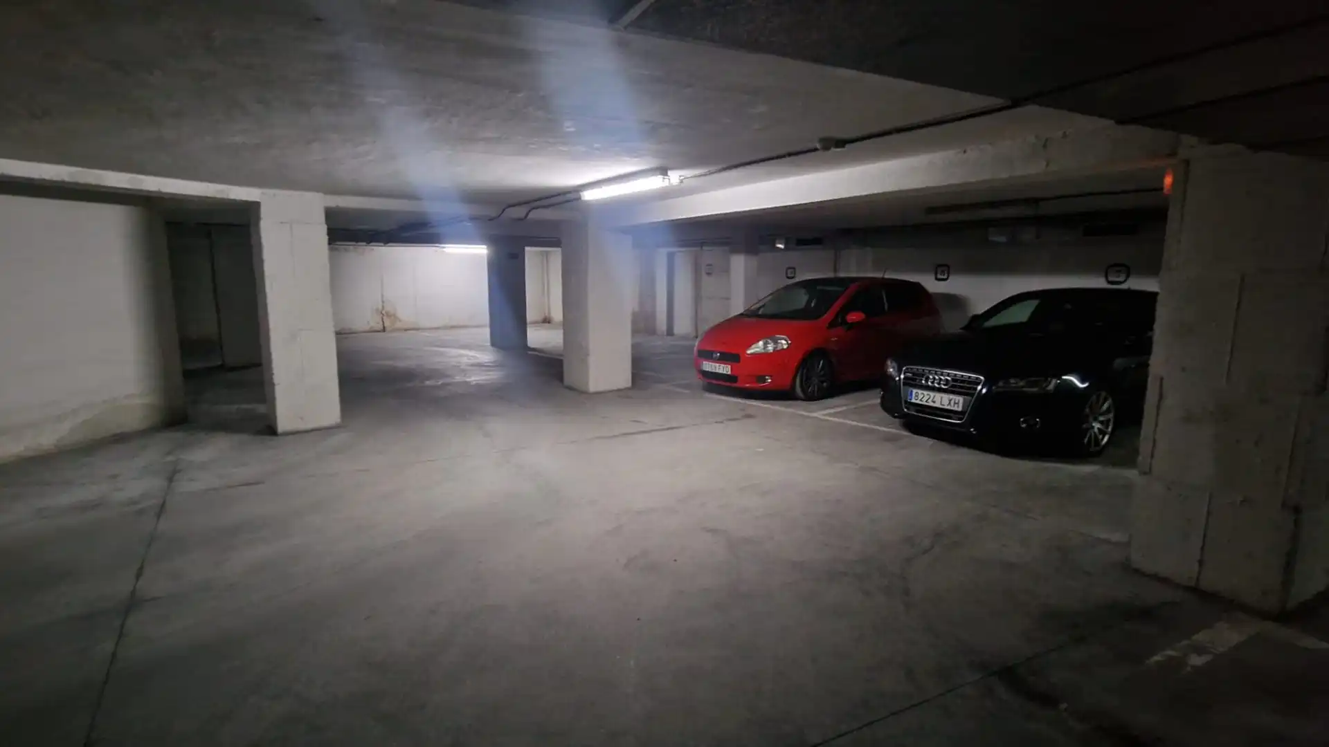 Aparcament de Garatge en venda en Oviedo 