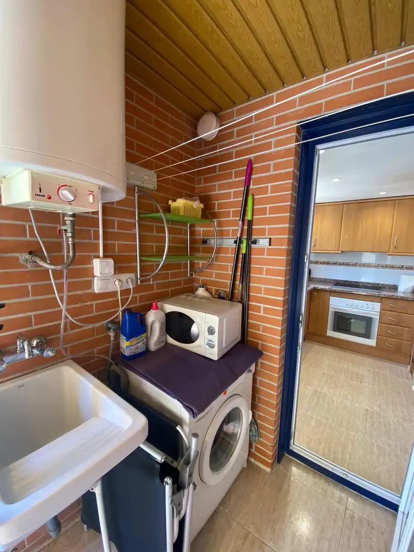 Küche von Wohnungen zum Verkauf in Calpe / Calp mit Klimaanlage, Heizung und Privatgarten