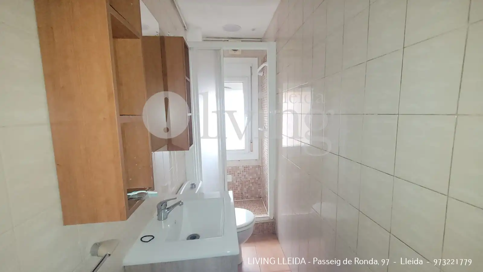 Bany de Pis en venda en Tremp amb Aire condicionat, Calefacció i Moblat
