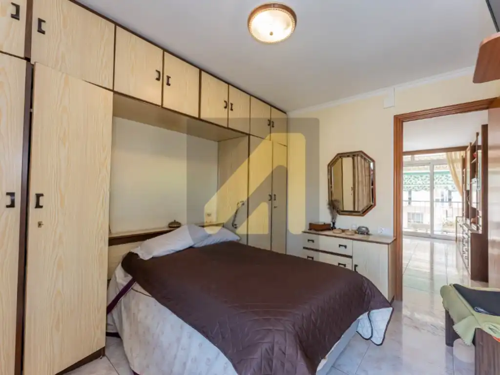 Dormitori de Apartament en venda en Barcelona