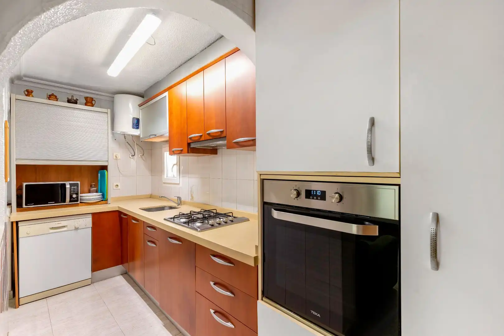Cocina de Casa adosada en venta en Torrevieja con Aire acondicionado, Jardín privado y Terraza