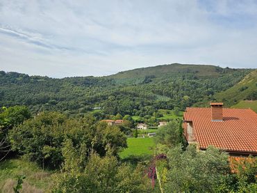 Casa amb balcó en venda a Baltezana