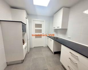 Kitchen of Flat for sale in Cáceres Capital  with Air Conditioner, Terrace and Storage room
