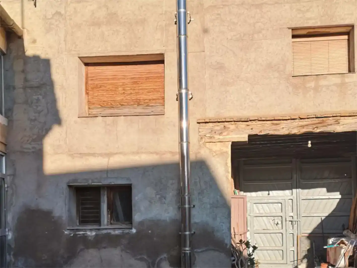 Vista exterior de Pis en venda en Lanaja amb Jardí privat i Moblat