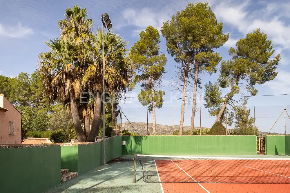 Jardí de Casa o xalet en venda en Ontinyent amb Calefacció, Jardí privat i Terrassa