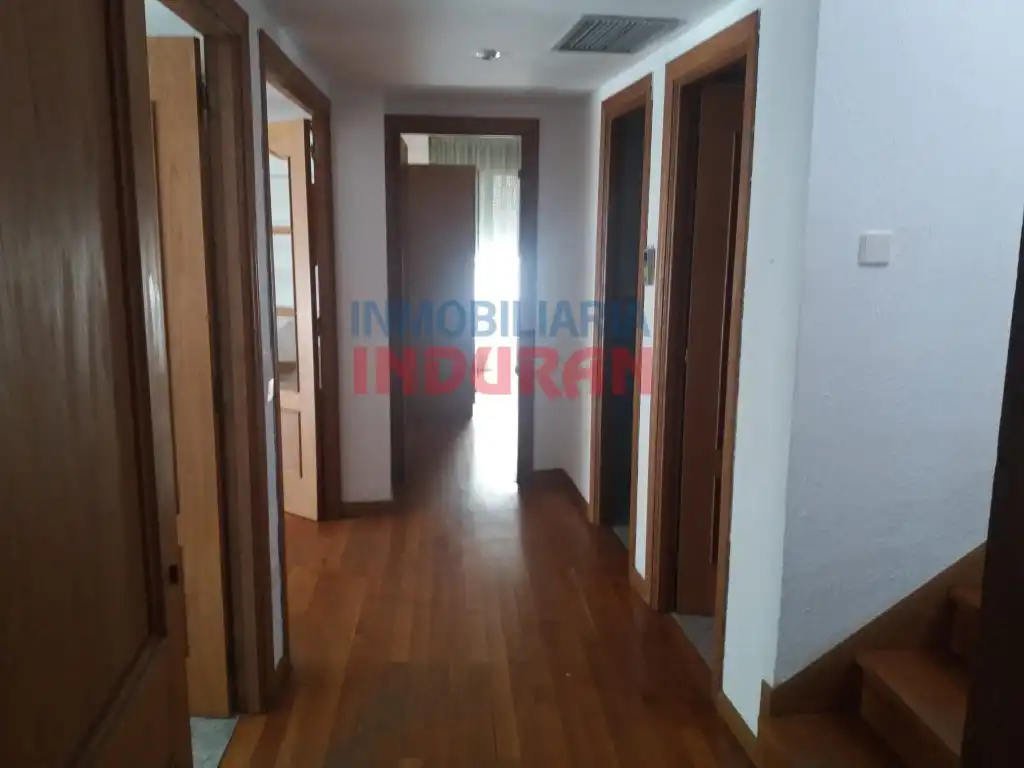Duplex in vendita a Navalmoral de la Mata, imagen 4