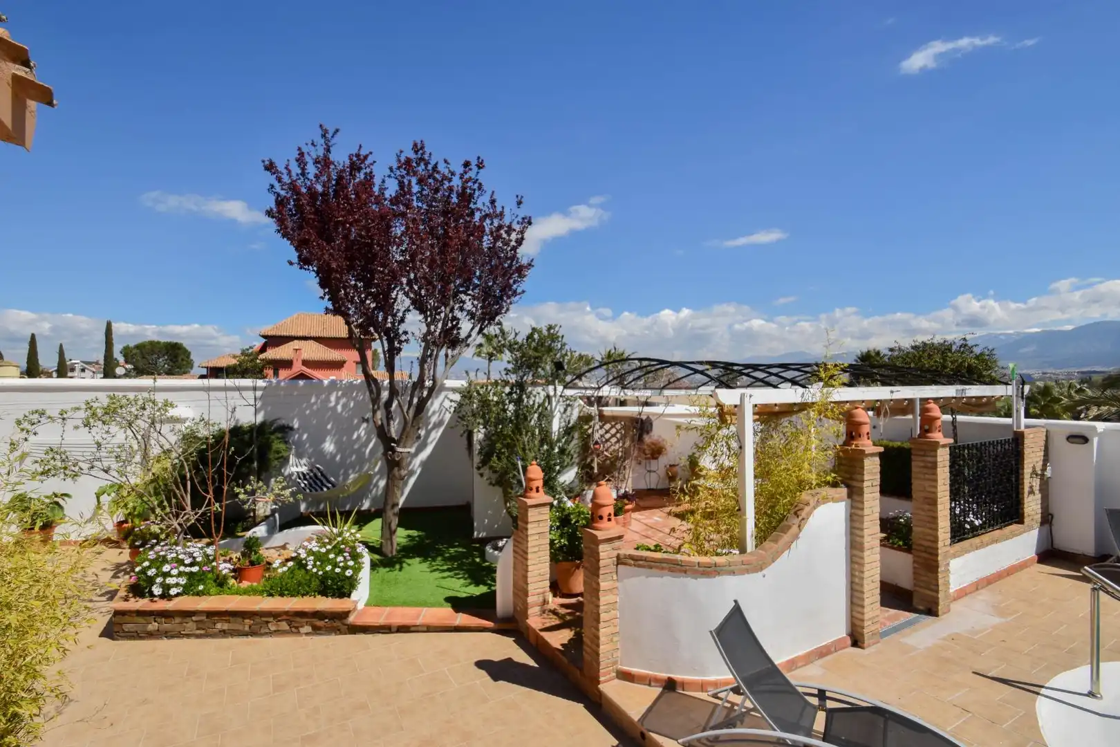 Jardí de Casa o xalet en venda en Las Gabias amb Aire condicionat, Calefacció i Jardí privat