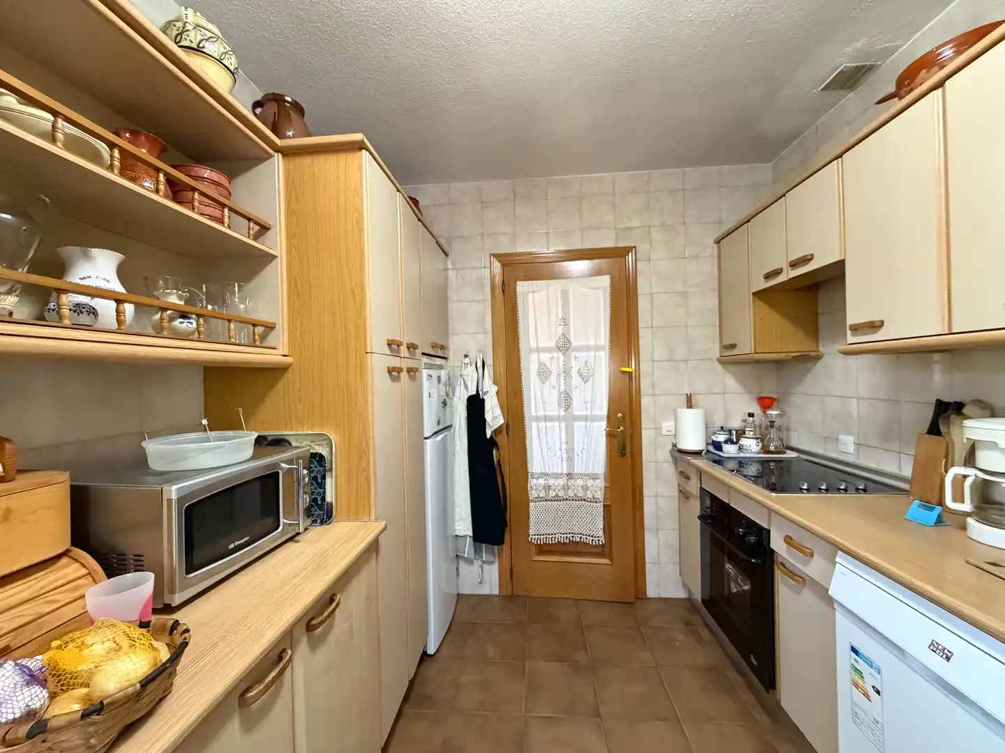 Cocina de Casa o chalet en venta en Pelayos de la Presa con Jardín privado, Piscina y Amueblado