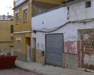 Vista exterior de Casa adosada en venda en Alzira