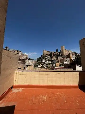 Vista exterior de Pis en venda en Tortosa amb Aire condicionat, Moblat i Balcó