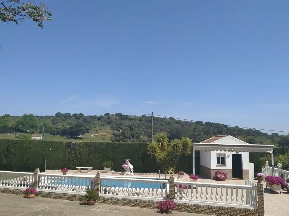 Chalet con jardín en venta en Avenida Camino Cantillana 1, imagen 55