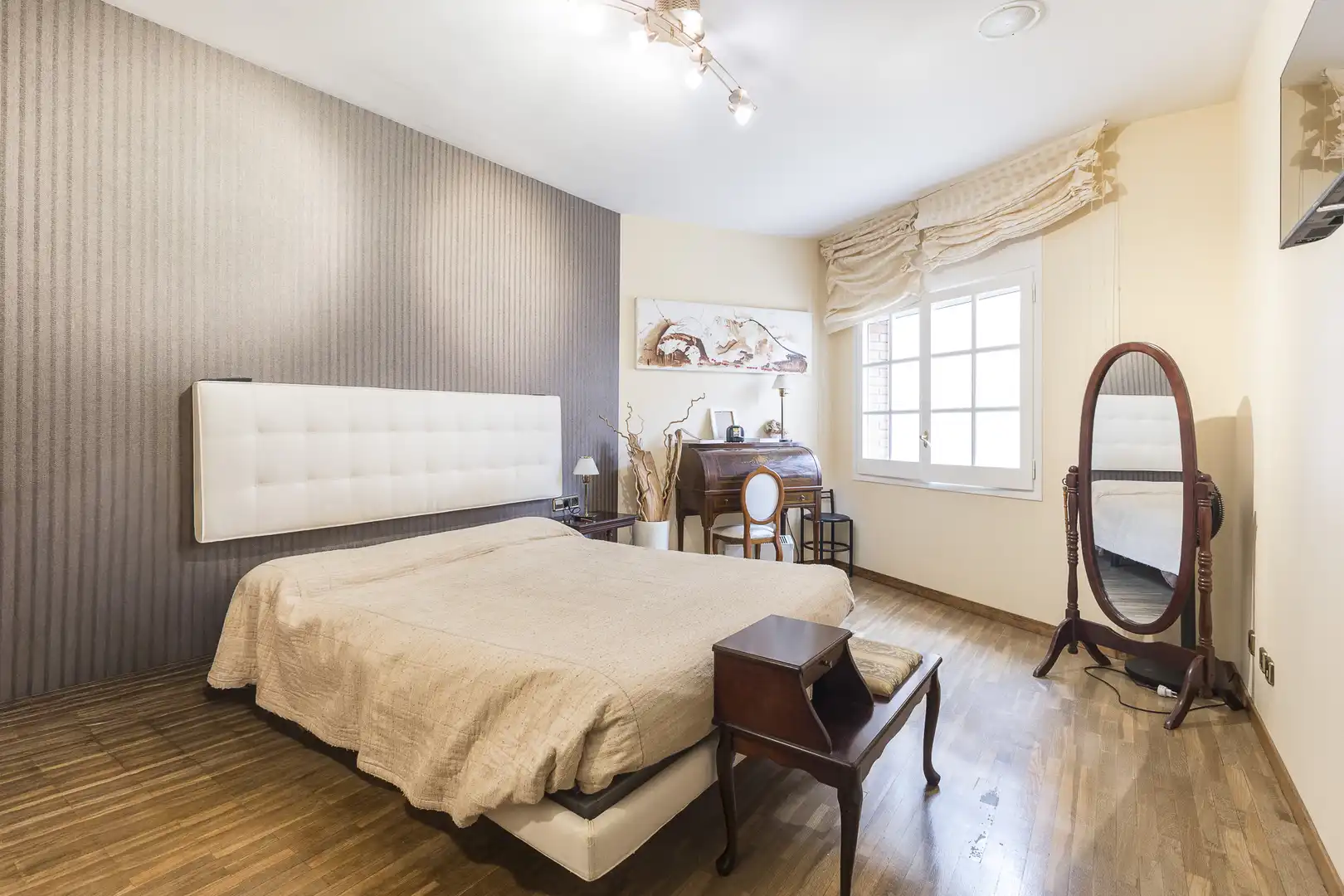 Habitación de Piso en venta en Barcelona con Calefacción, Jardín privado y Terraza