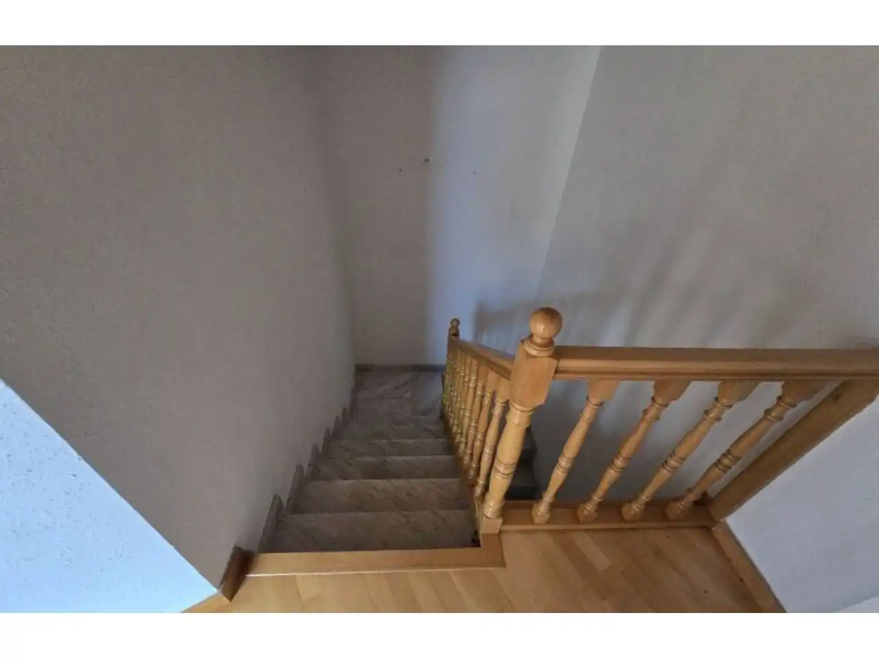 Wohnung zum Verkauf in Rubí mit Klimaanlage, Parkett und Terrasse