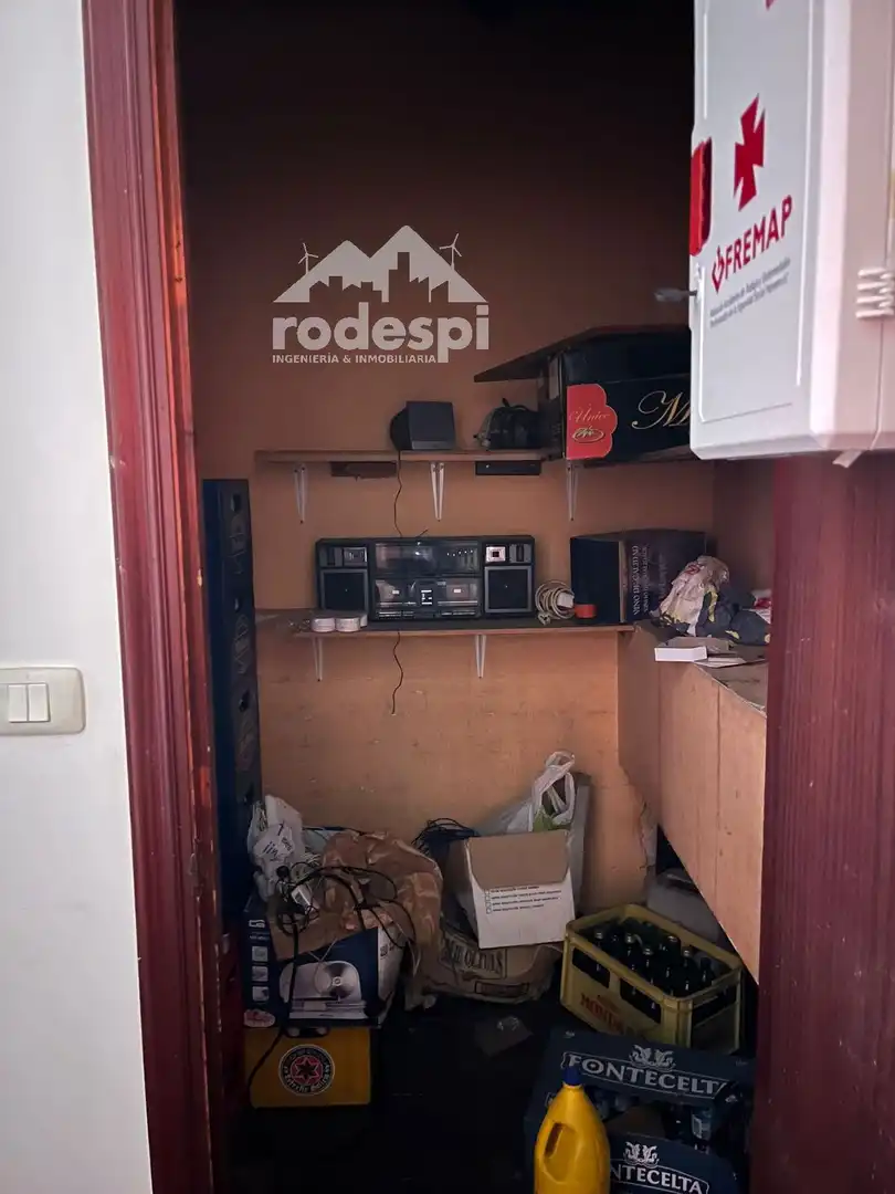 Local comercial en alquiler en REDONDELA, imagen 3