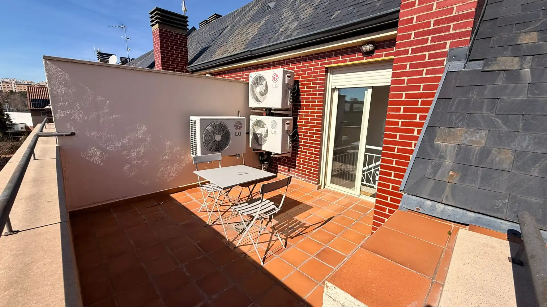 Terraza de Casa o chalet en venta en Madrid con Aire acondicionado, Calefacción y Jardín privado