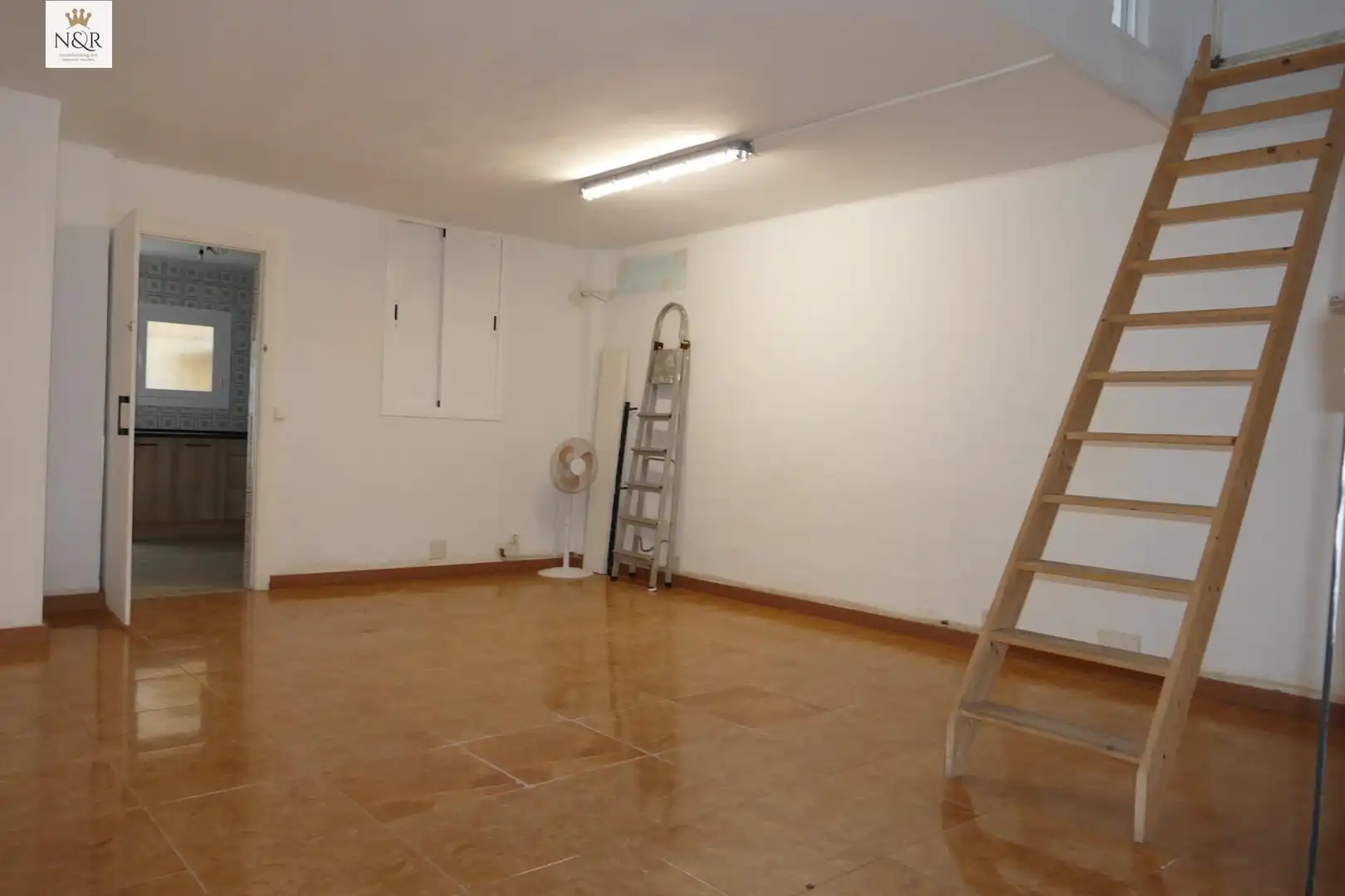 Buildings for sale in Es Vivero