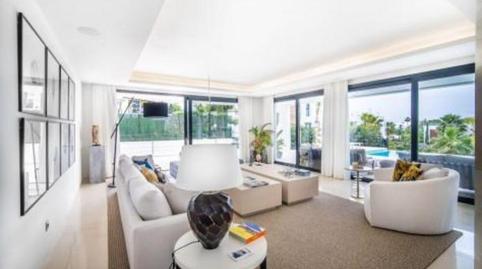 Foto 5 de Casa o xalet de lloguer a Nueva Andalucía centro, Marbella