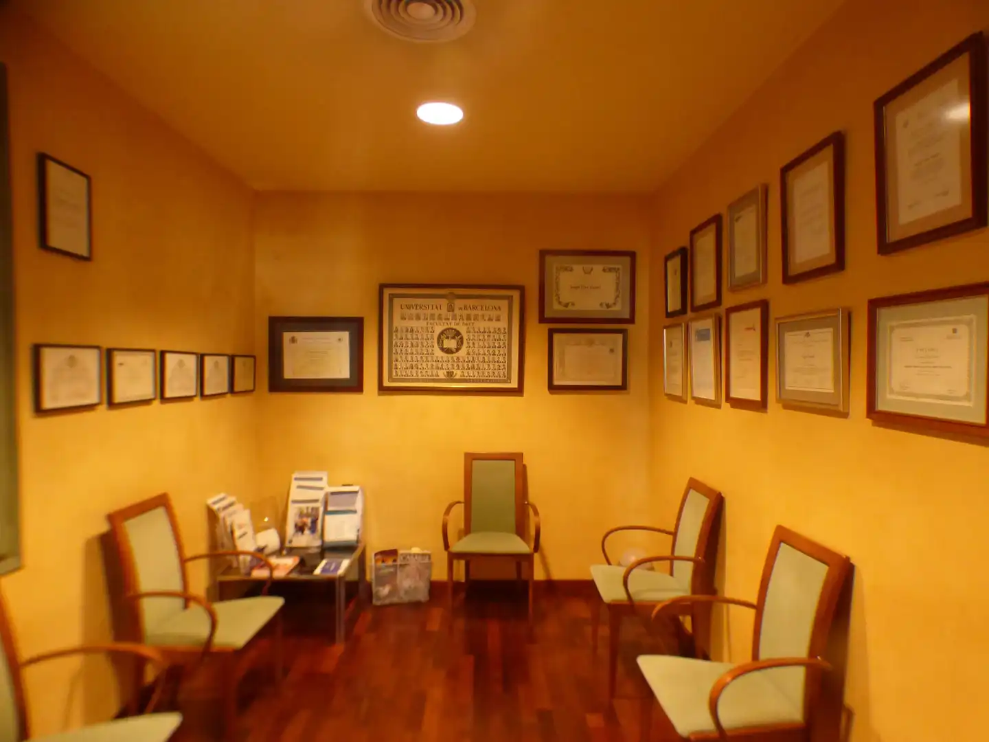 Office for sale in Girona  with Air Conditioner, Heating and Furnished