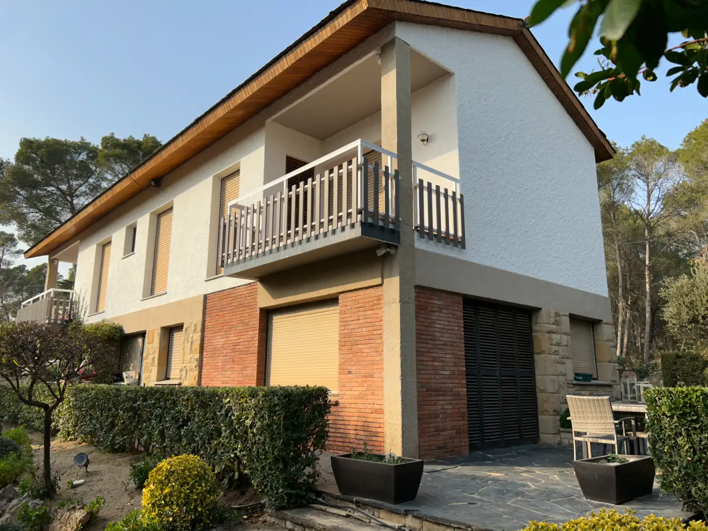 Vista exterior de Casa o xalet en venda en El Bruc amb Calefacció, Jardí privat i Terrassa