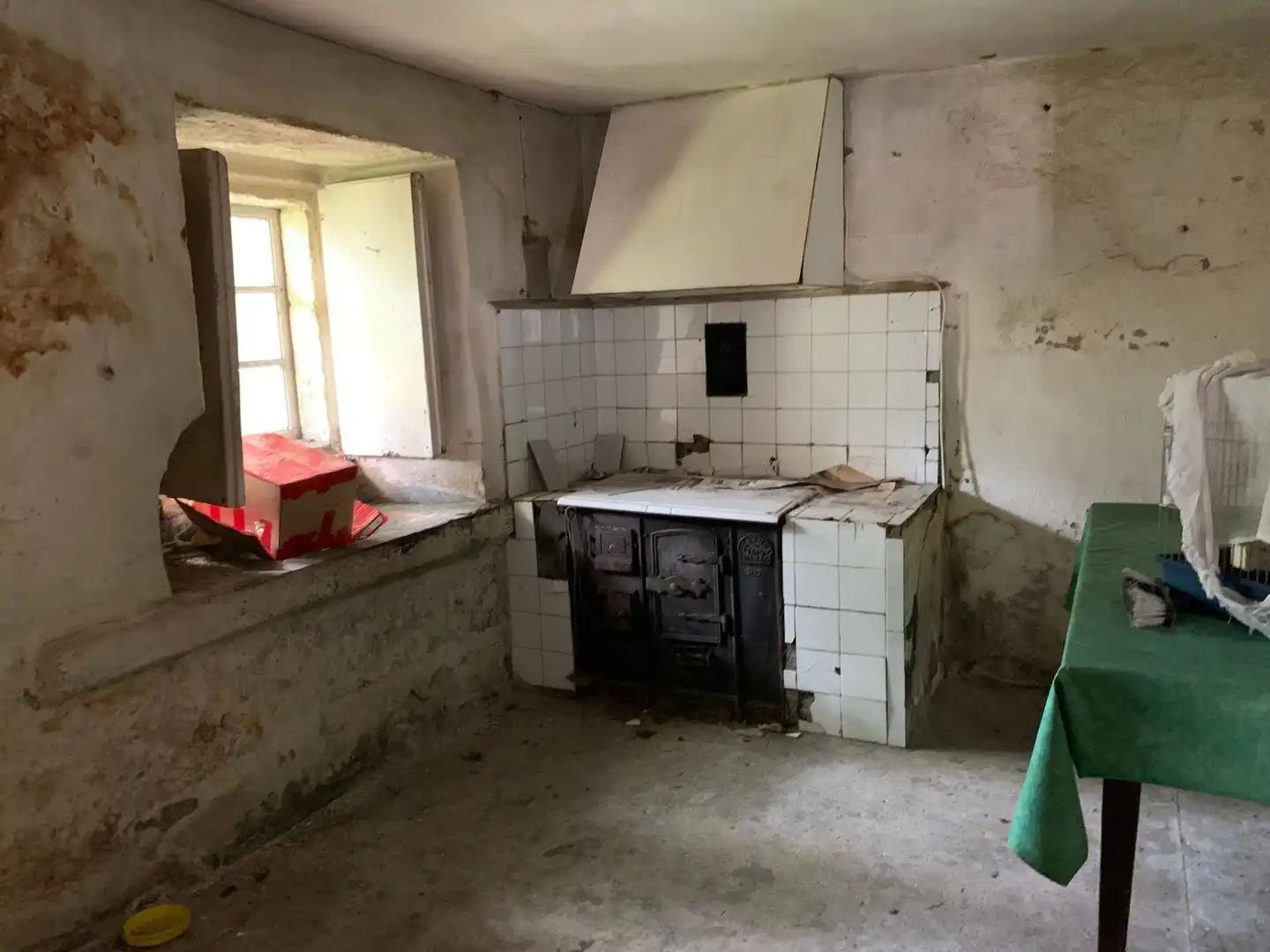 Cuina de Casa o xalet en venda en Ferrol amb Calefacció, Jardí privat i Traster