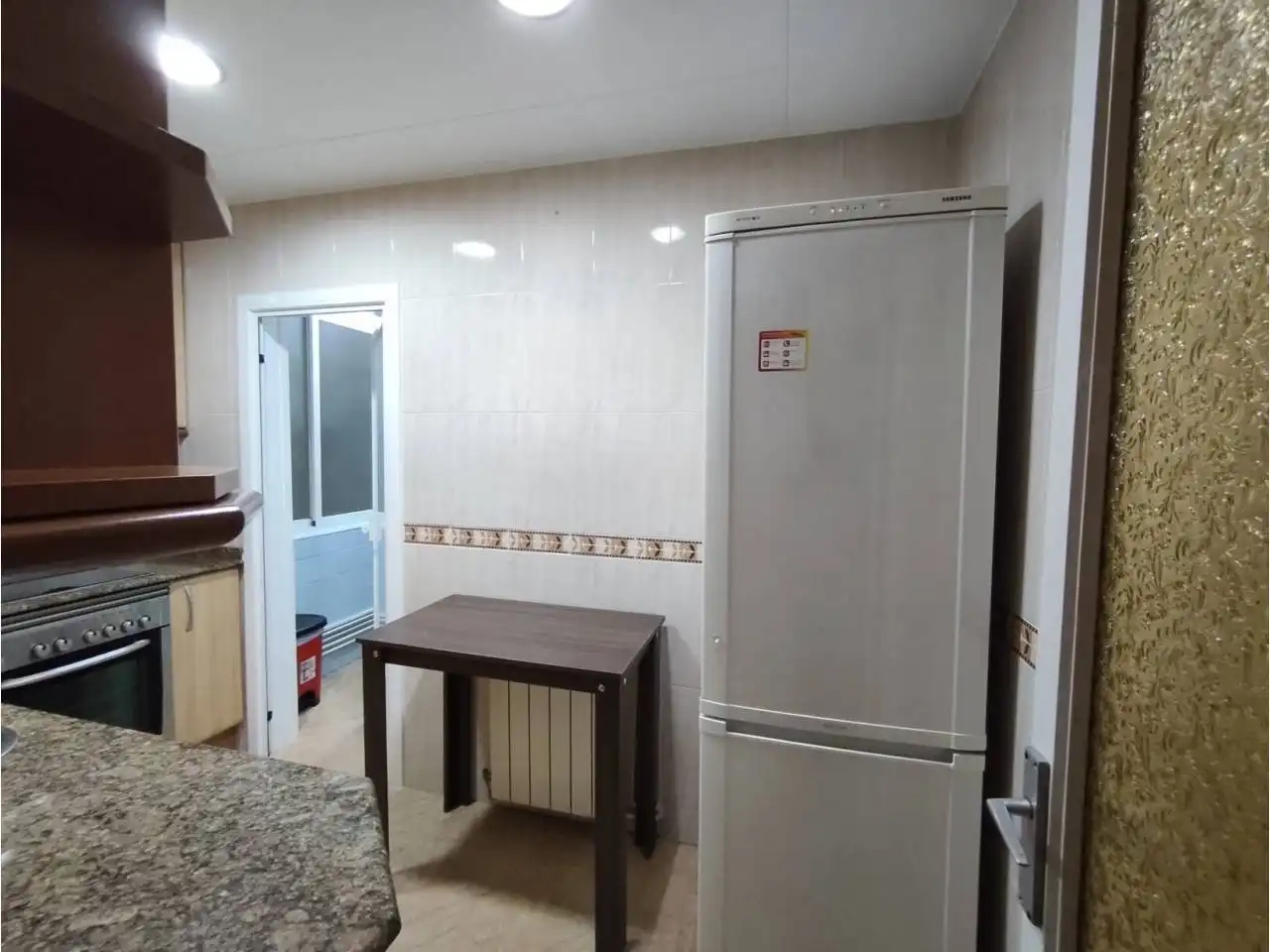 Cuina de Apartament en venda en Canovelles amb Calefacció i Balcó