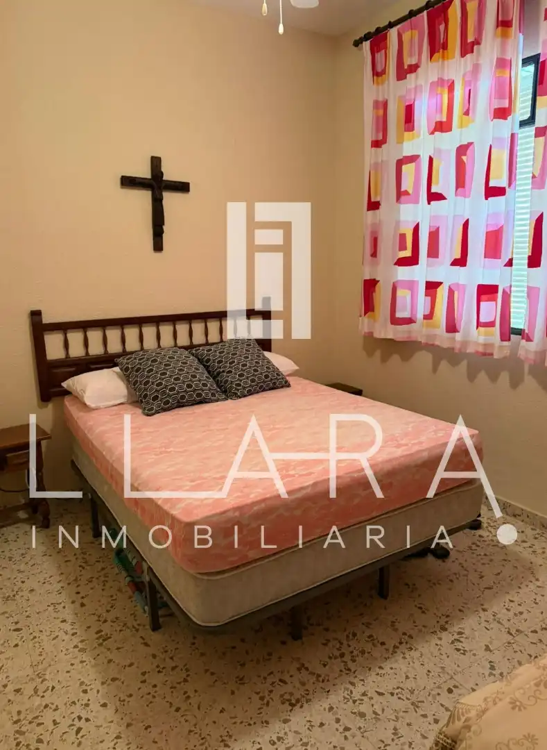 Habitación de Casa o chalet en venta en Lucena con Jardín privado, Piscina y Amueblado