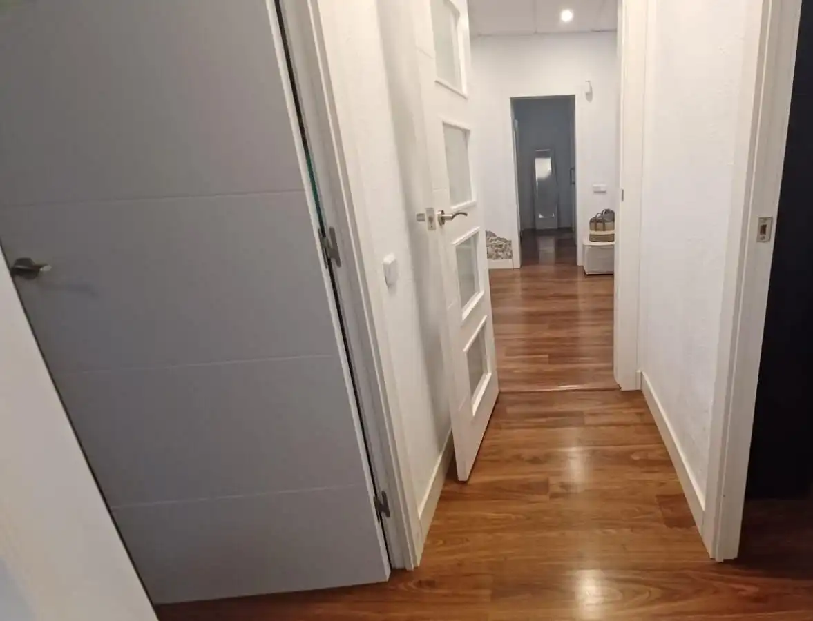 Piso en venta en Barcelona con Calefacción, Parquet y Terraza
