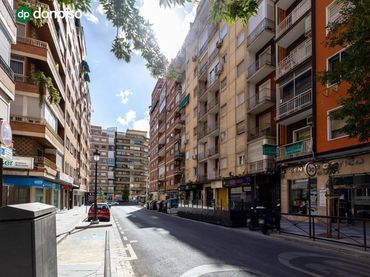 Pis amb ascensor en venda a Calle Calle Emperatriz Eugenia 1