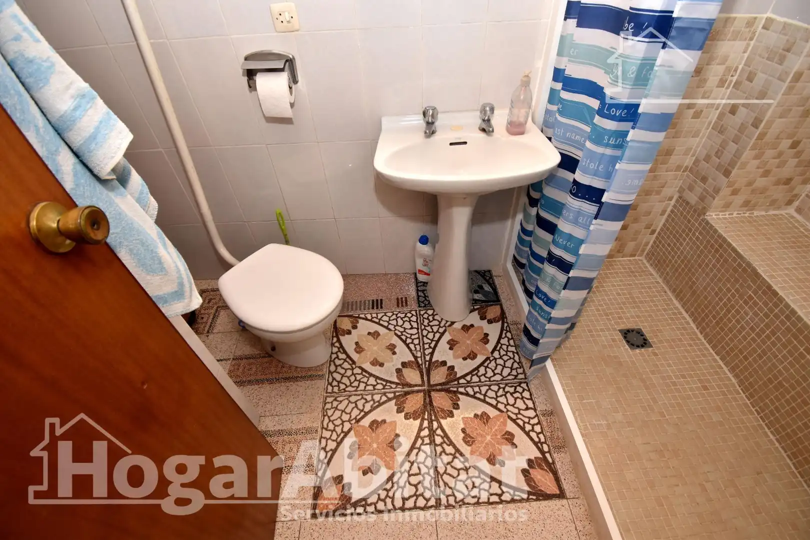 Bany de Casa o xalet en venda en Almazora / Almassora amb Terrassa i Moblat