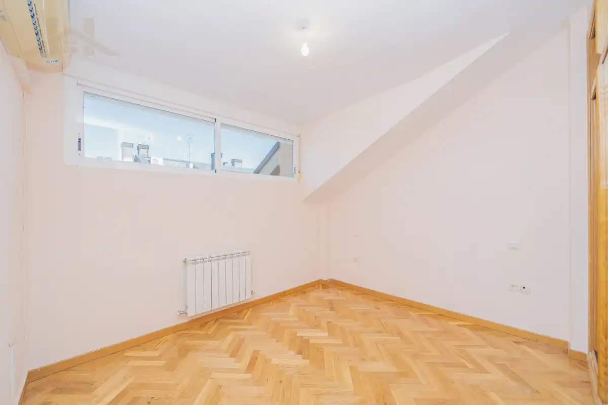 Dúplex en venta en Torrelodones con Aire acondicionado, Calefacción y Parquet