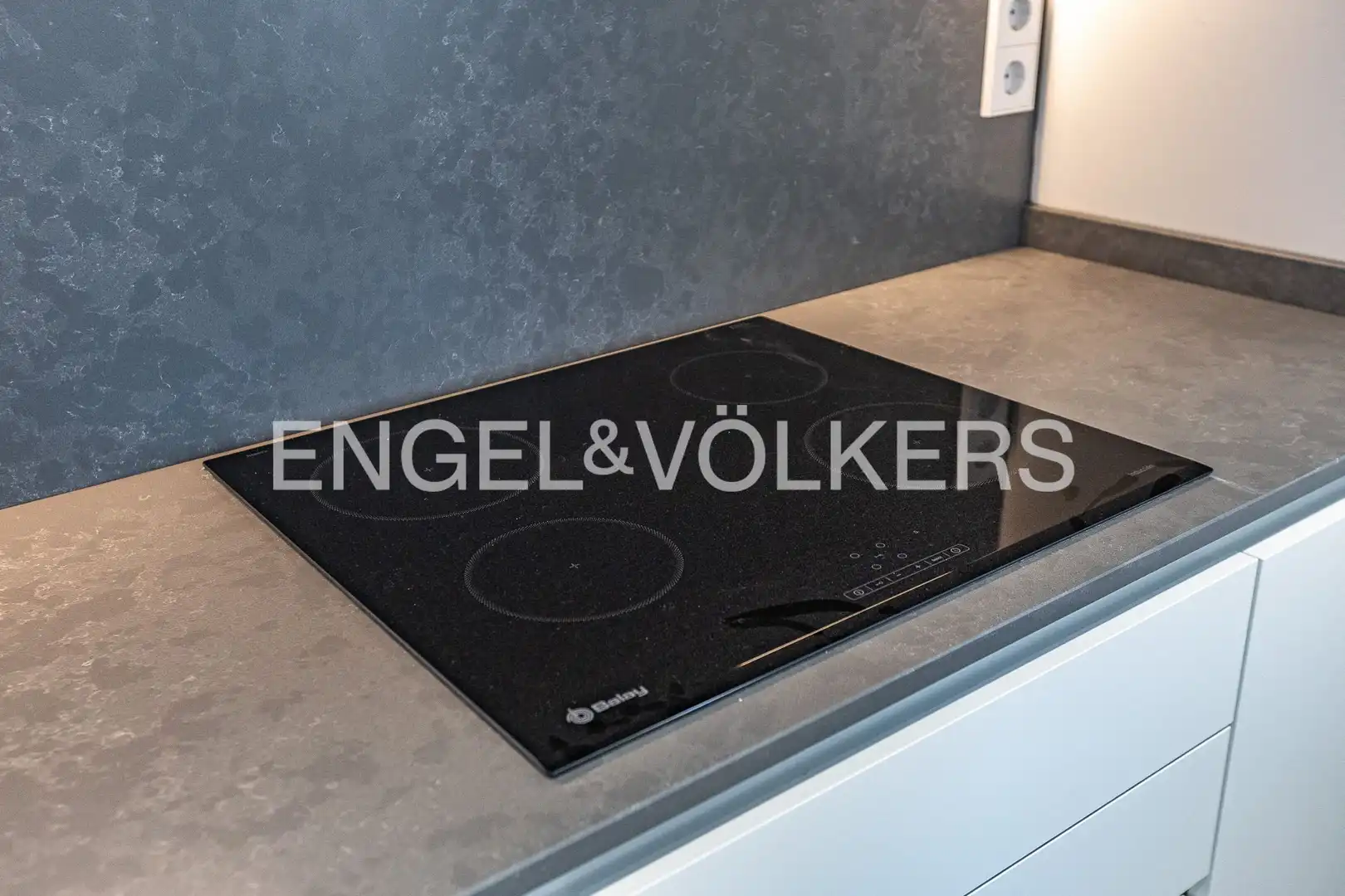 Cuina de Àtic de lloguer en Sabadell amb Aire condicionat, Calefacció i Parquet