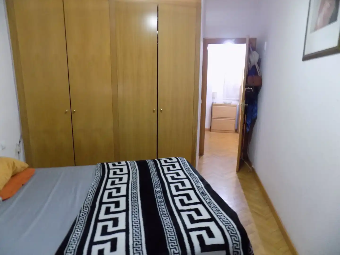 Dormitori de Pis en venda en Madrid amb Calefacció, Parquet i Moblat