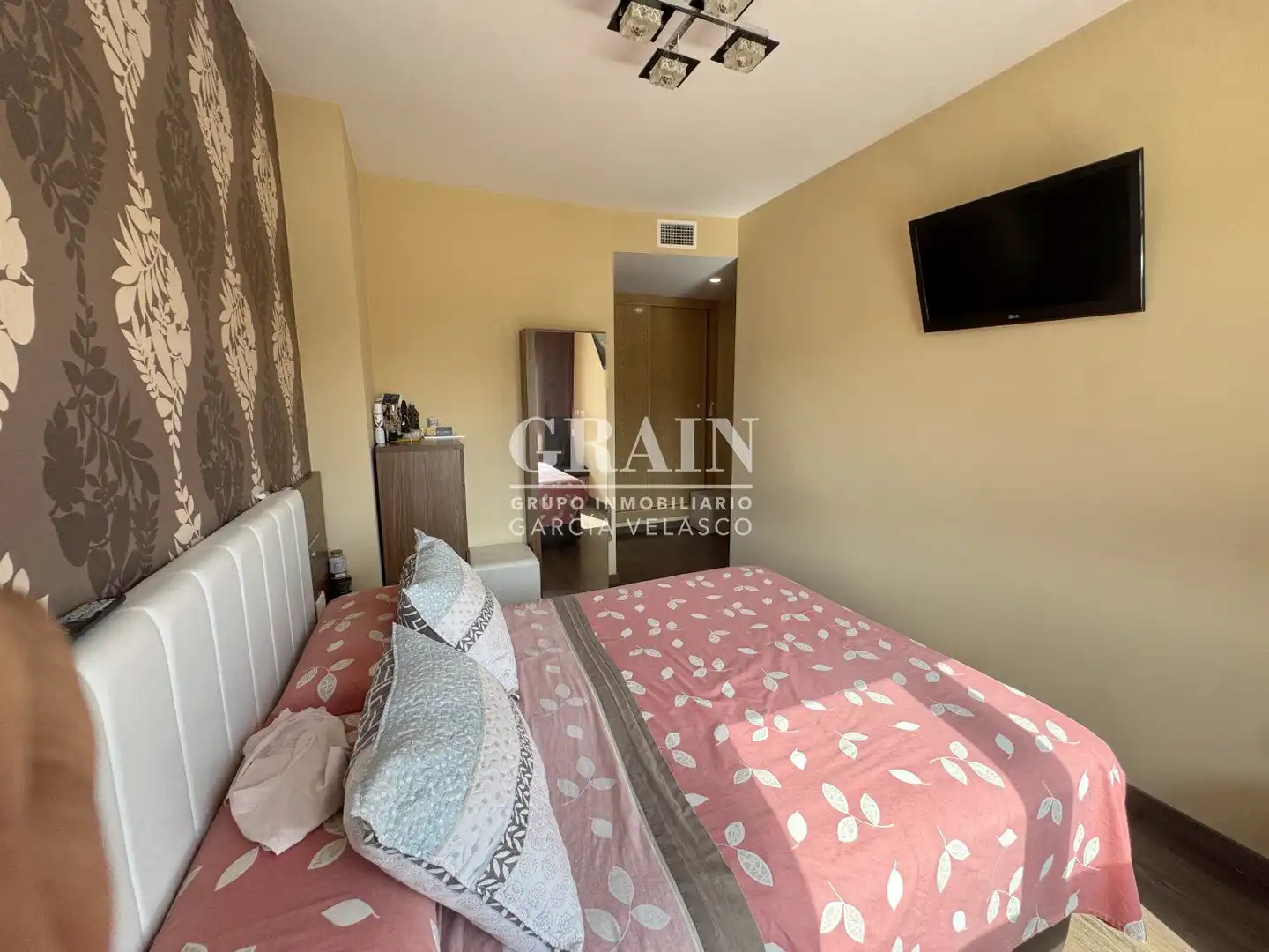 Bedroom of Flat for sale in Albacete  with Air Conditioner, Heating and Storage room