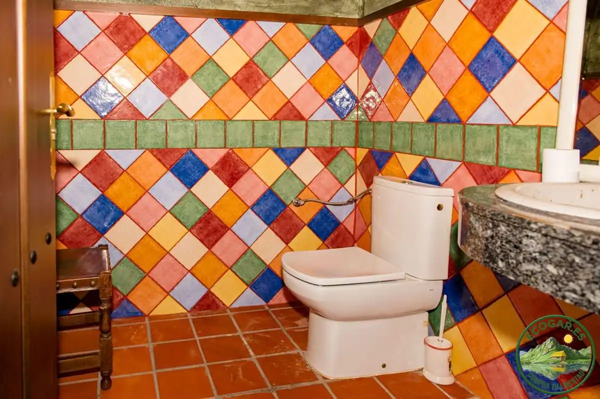 Bany de Casa o xalet en venda en Quintana del Castillo amb Calefacció, Jardí privat i Terrassa