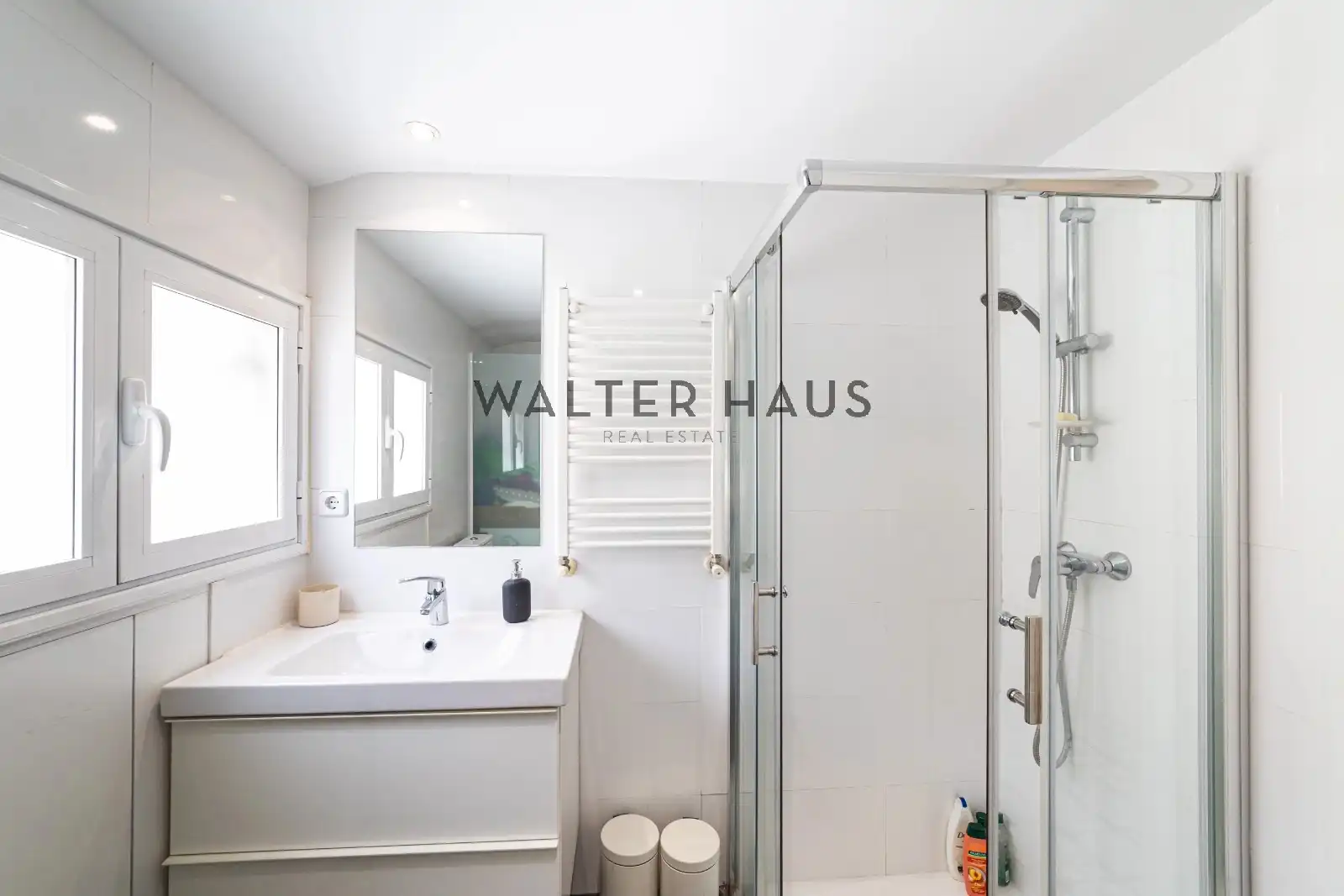 Baño de Dúplex en venta en Madrid con Aire acondicionado, Calefacción y Horno