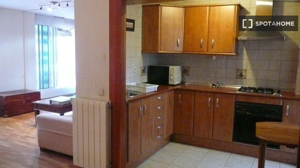 Cocina de Piso de alquiler en  Barcelona Capital con Aire acondicionado, Calefacción y Amueblado