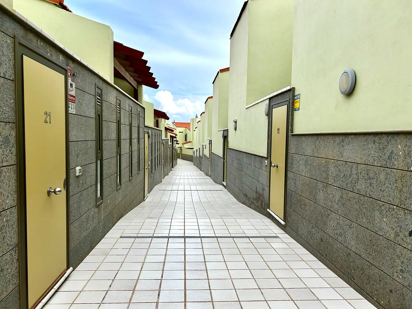 Vista exterior de Dúplex en venda en Granadilla de Abona amb Traster i Balcó