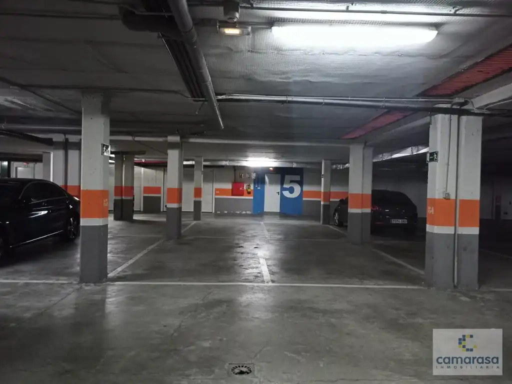 Garaje de alquiler en Calle Mancebo De Arevalo, 15, Sur