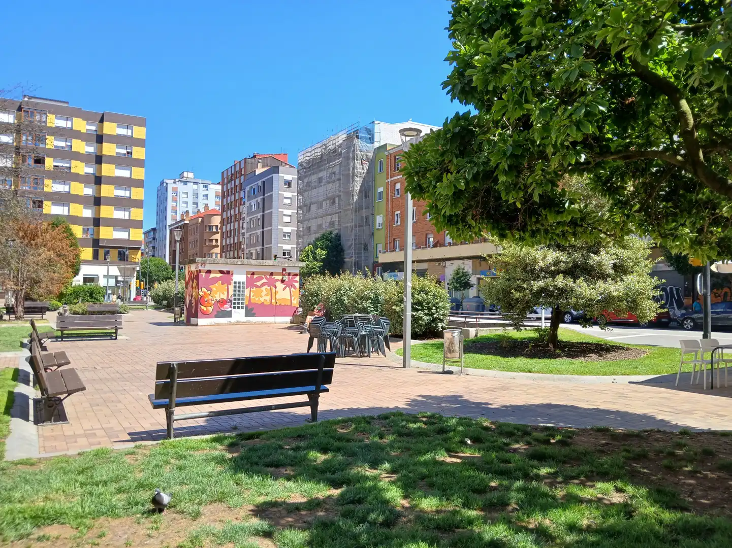 Vista exterior de Pis en venda en Gijón  amb Calefacció