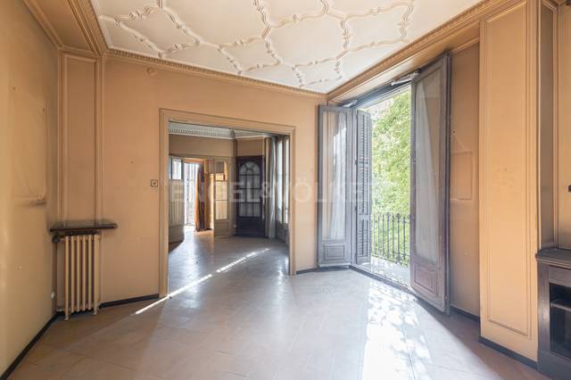 Apartamento en Venta en Passeig de Sant Joan en Dreta de l'Eixample