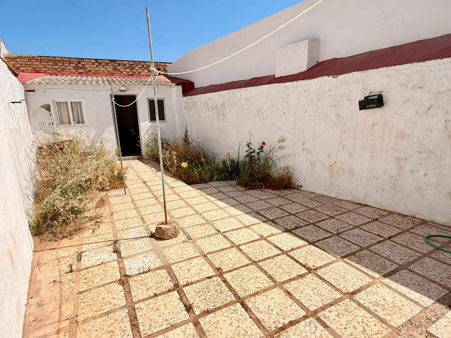 Vista exterior de Casa o xalet en venda en Humilladero amb Aire condicionat, Calefacció i Traster