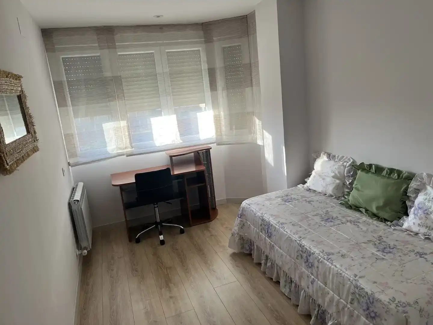 Bedroom of Flat for rent in San Fernando - Carretera de Valencia