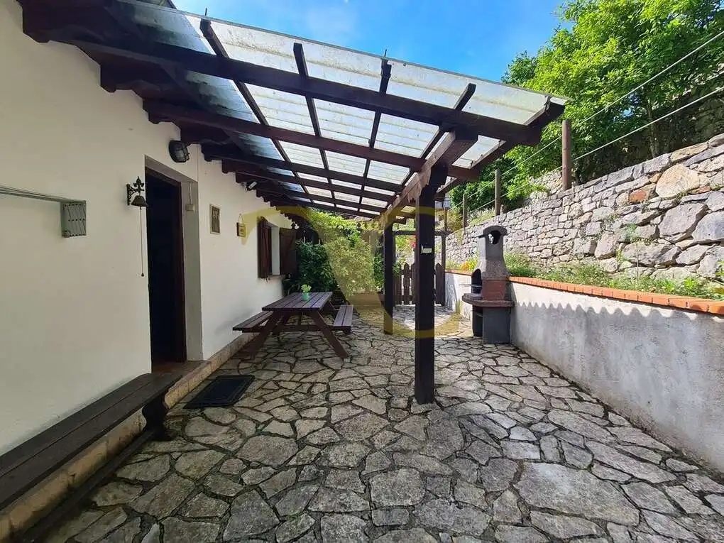 Terrassa de Casa o xalet en venda en Peñamellera Alta amb Calefacció, Jardí privat i Terrassa