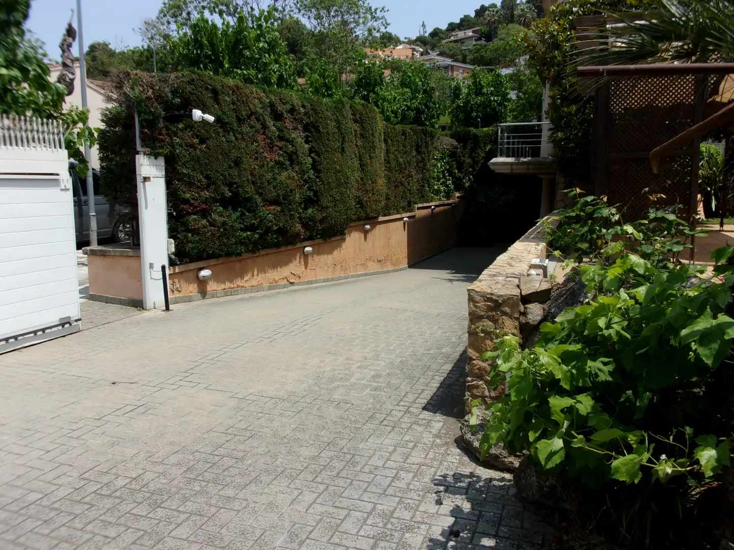 Casa amb terrassa en venda a Carrer Canigo 1, imagen 26