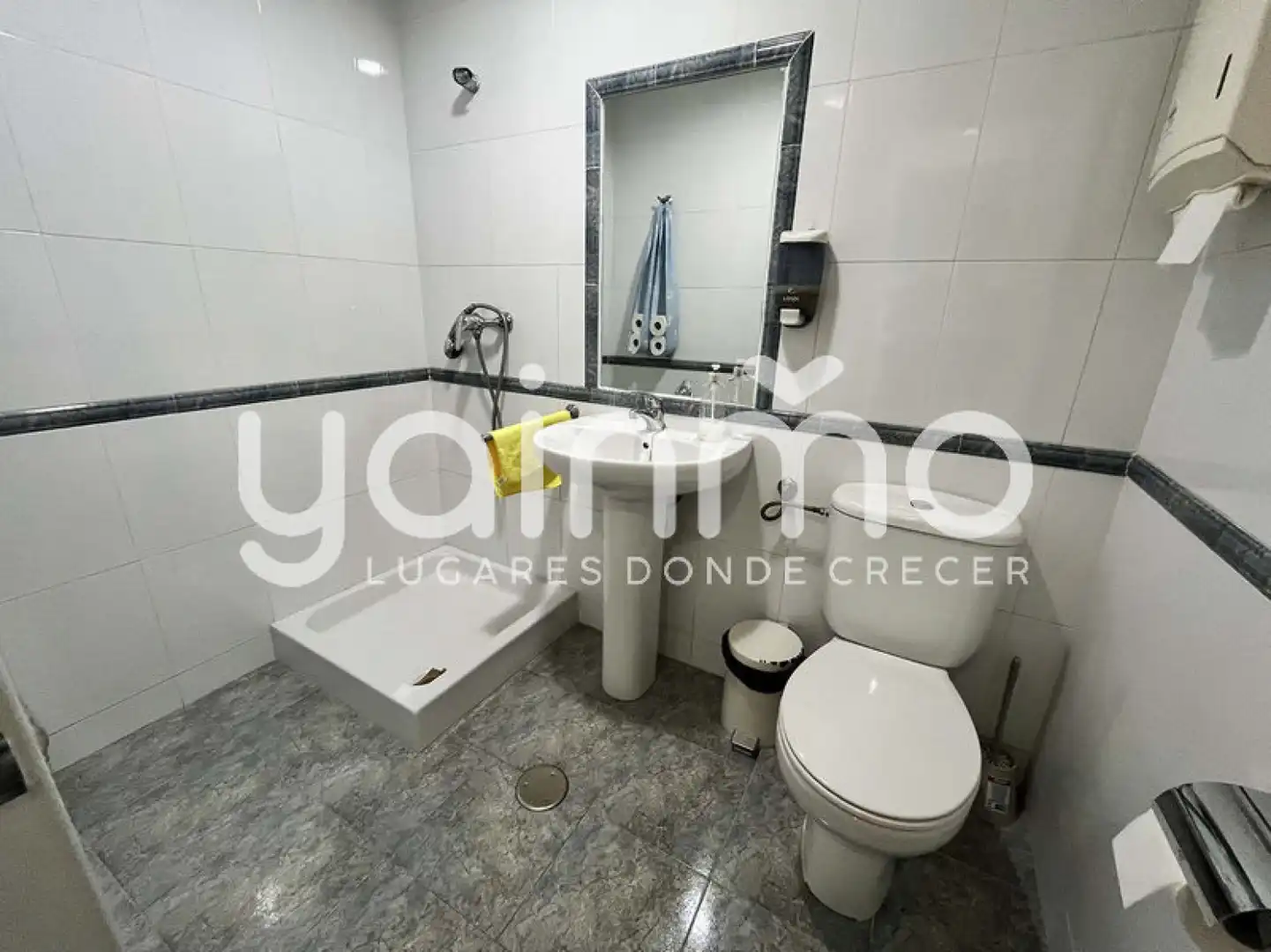 Bany de Local de lloguer en Jaén