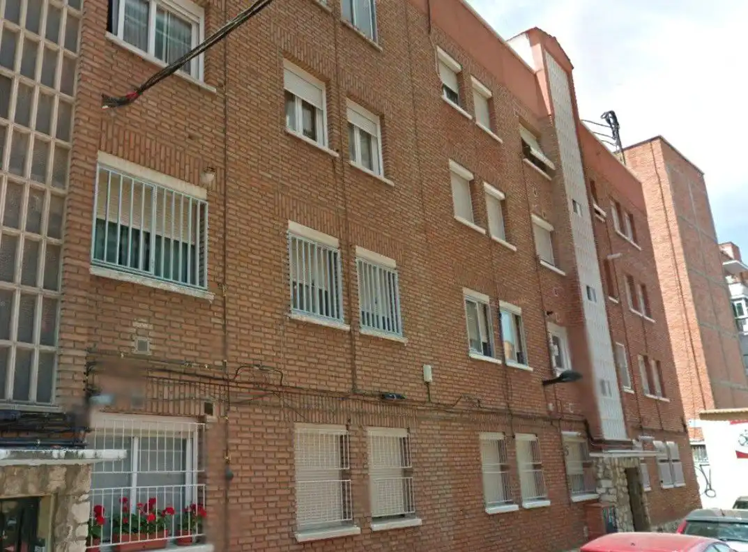 Piso en venta en Escuelas Pias, Estación - Parque O'Donnell